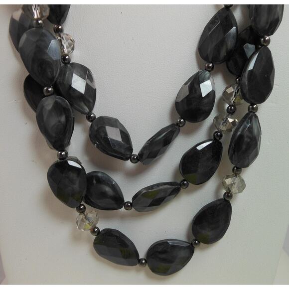 Vintage Three Strand Crystal Pendant Black Grey Necklace - Designer Signed - Picture 5 of 7